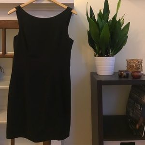Low back black mini-dress